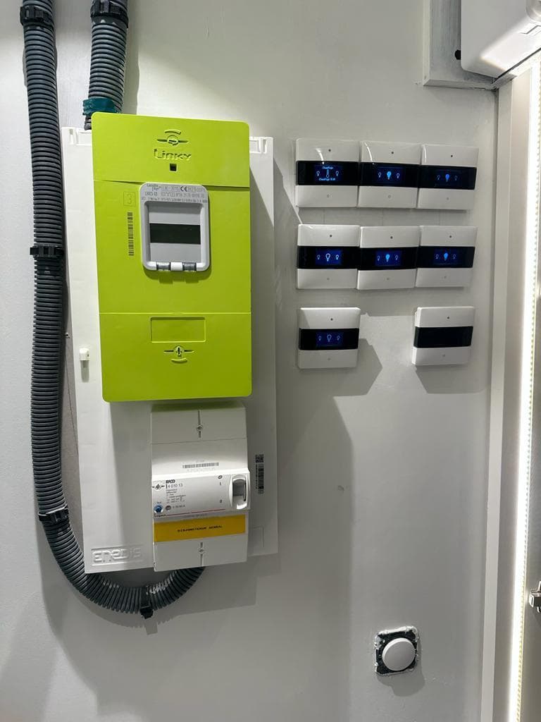 KNX